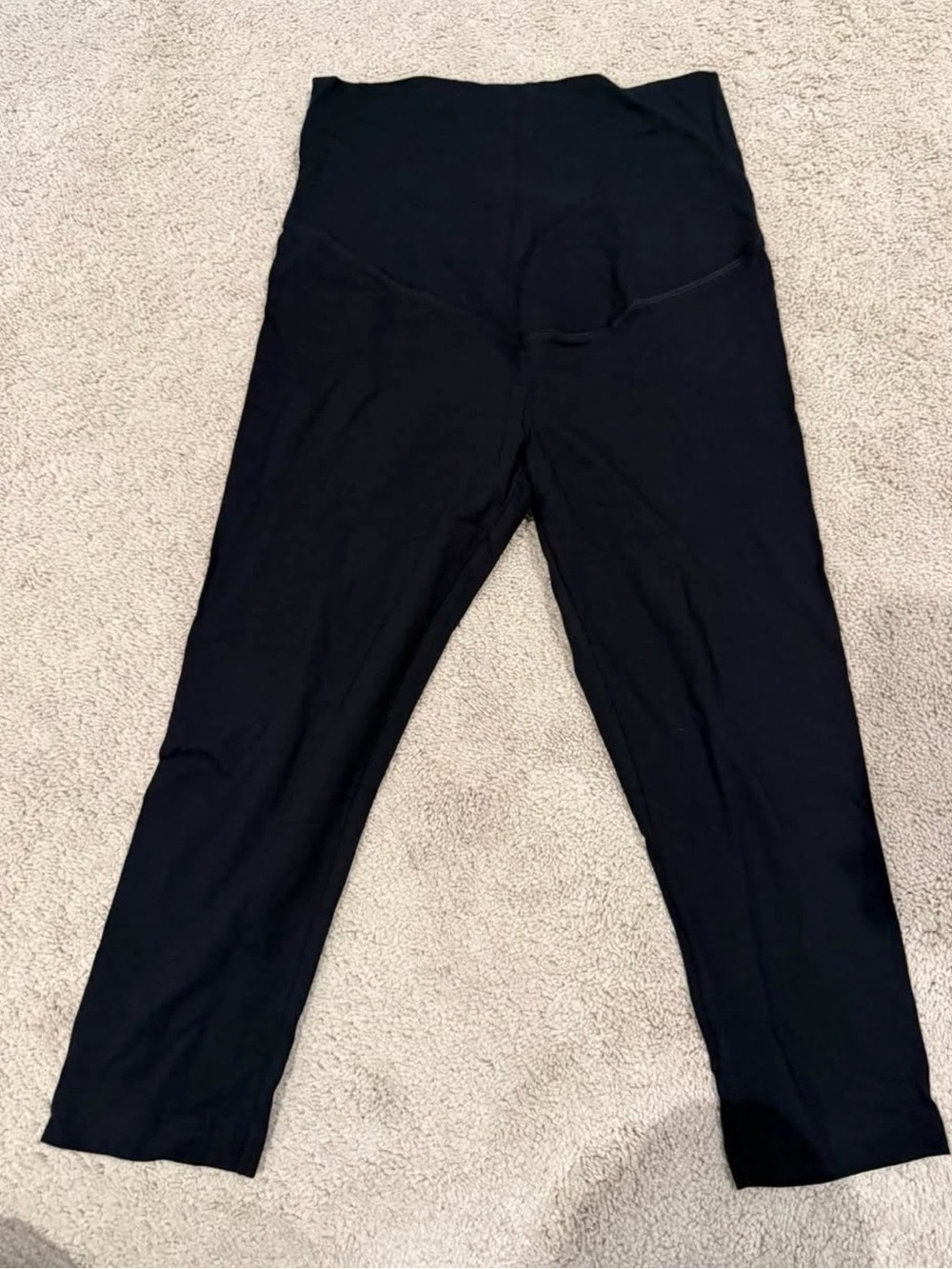 Old navy maternity Black belly panel Stretch crop Leggings
